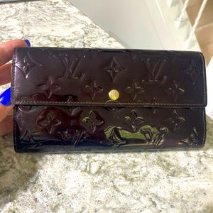 Louis Vuitton Sarah Amarante wallet. Gently used.